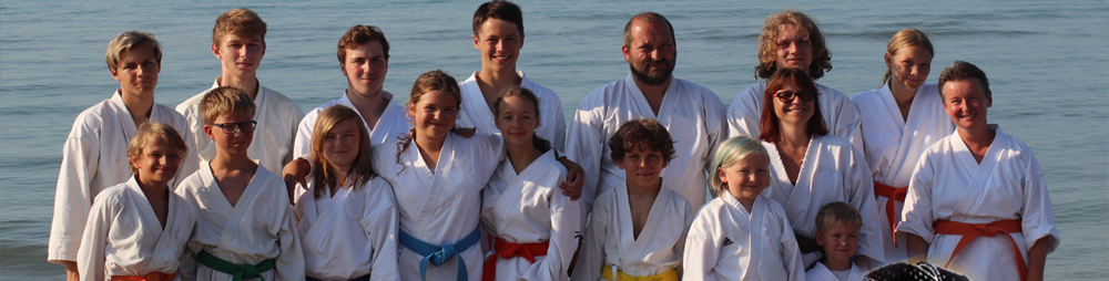 Členové Okinawa Karate a Kobudo Liberec